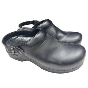 Dansko Women 40/9.5 Ingrid Black Oiled Leather Convertible Clogs